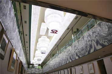 Chandelier (3F)